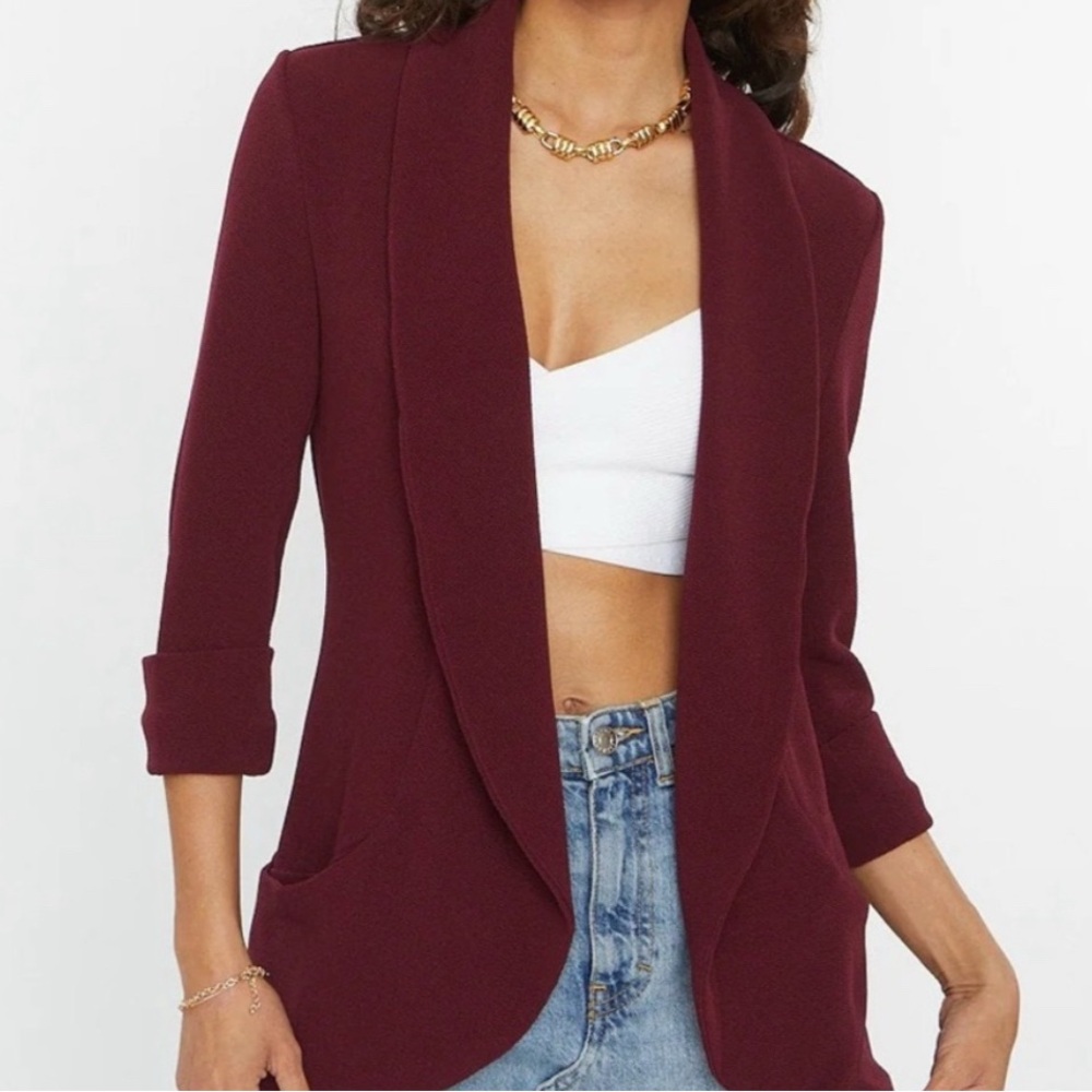 Elegant Maroon Women's Blazer